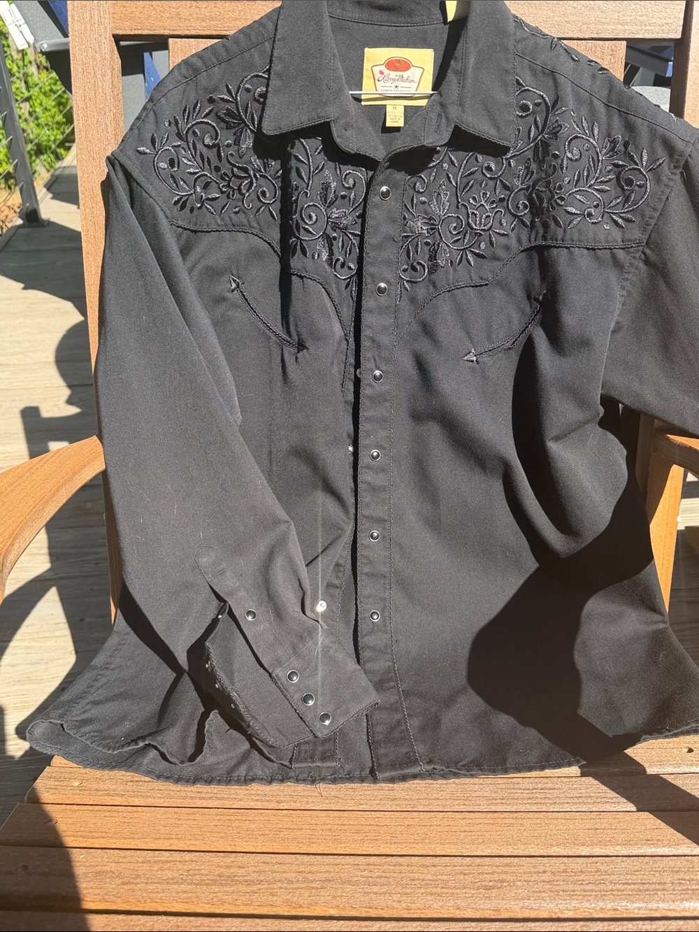 Men's Larry Mayan Black Embroidered Western Shirt/jacket, size XL
